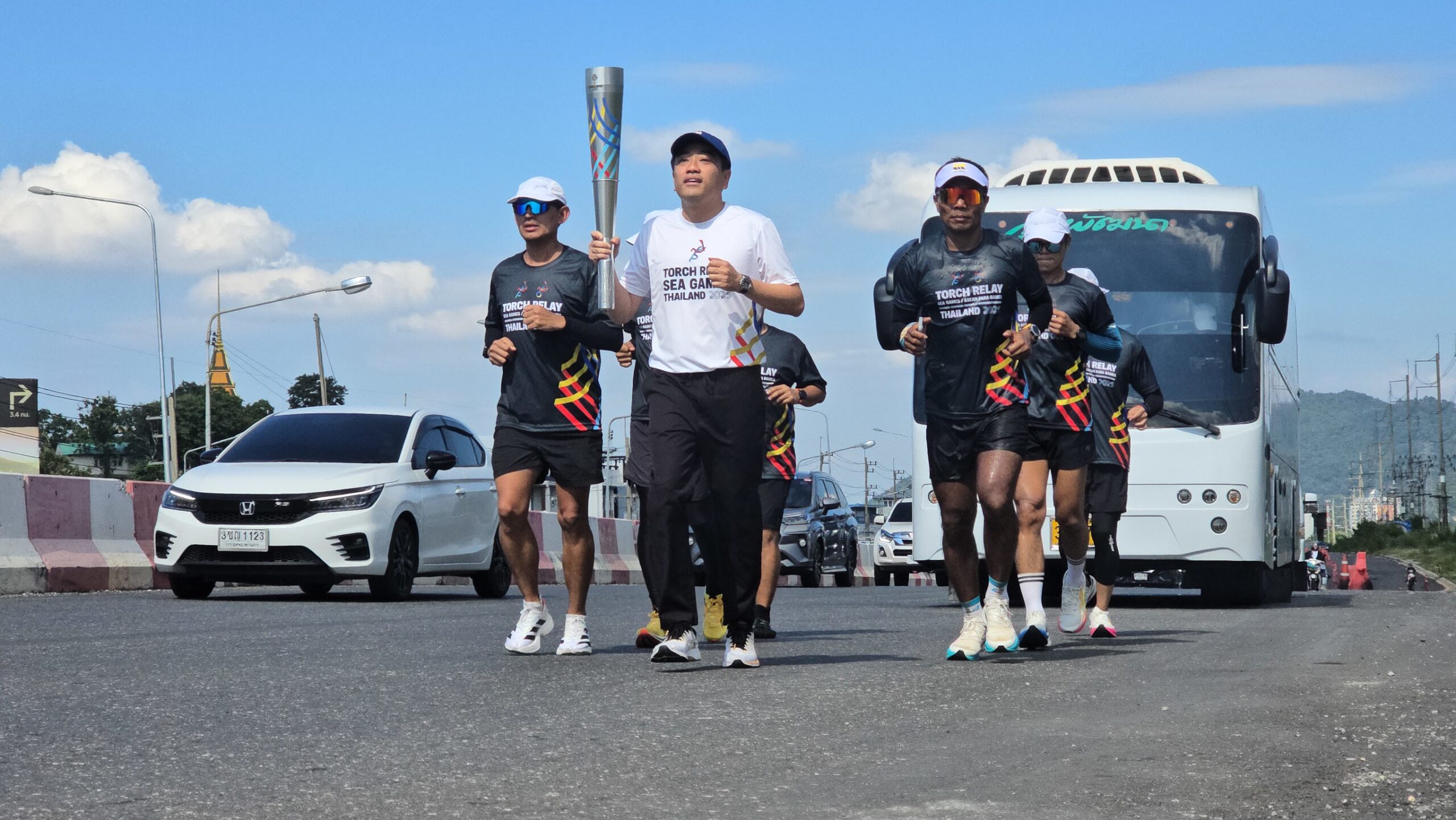 Fackellauf in Pattaya eröffnet SEA-Games-Jahr