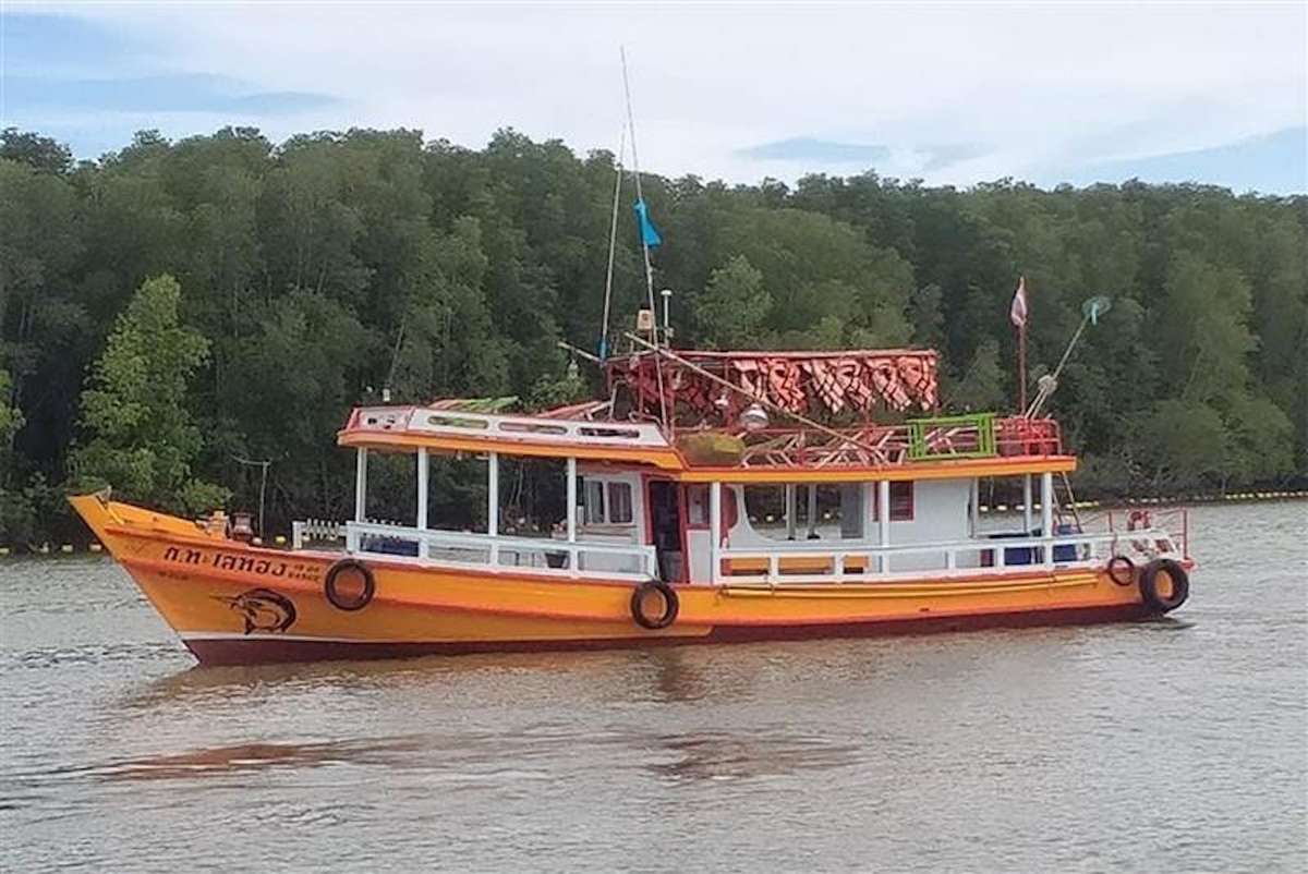 Familie entkommt Schiffsdrama vor Pattaya