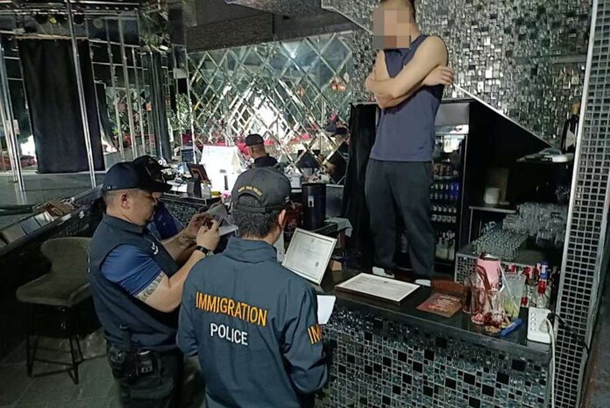 Illegale Bar? Polizei nimmt britische Betreiberin ins Visier