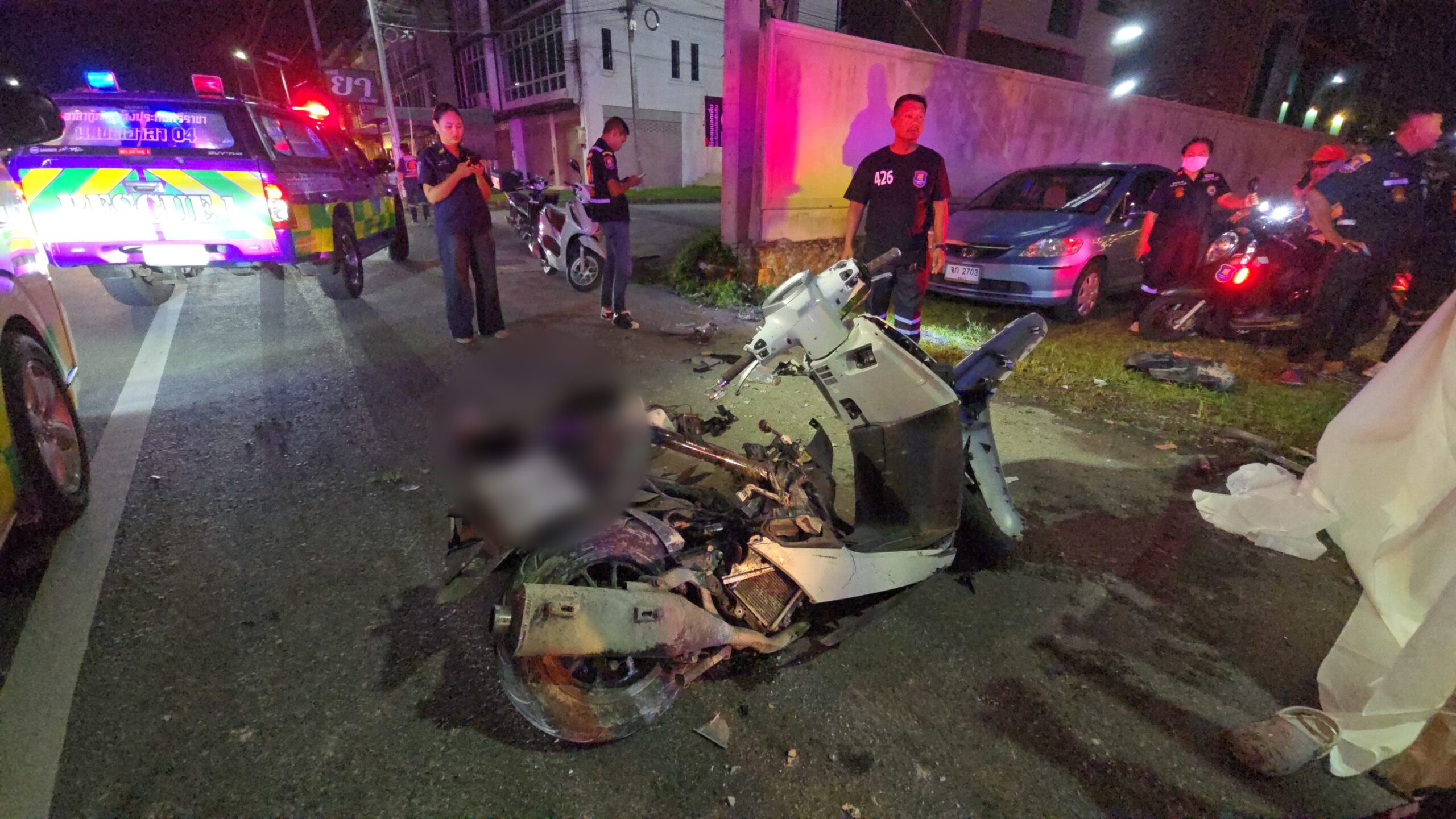 Jugendlicher stirbt bei Motorradunfall in Sriracha