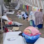 Paar wohnt monatelang auf Brücke (Video) Paar wohnt monatelang auf Brücke (Video)