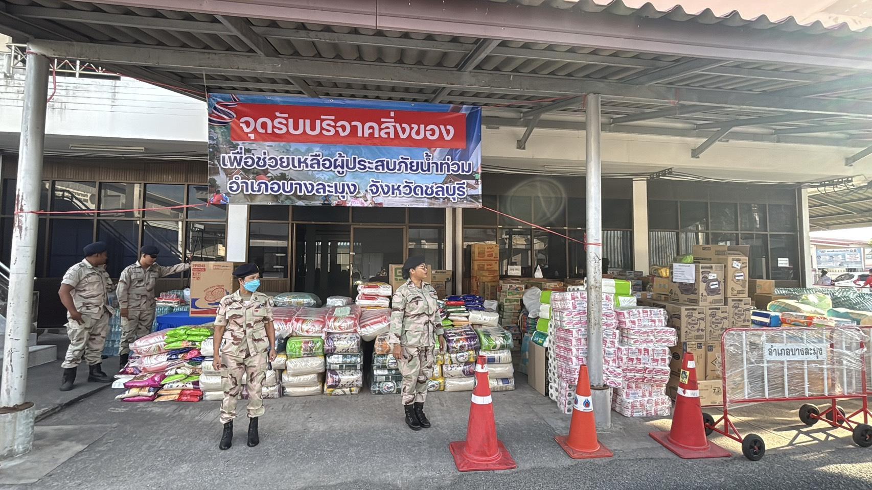 Pattaya schickt Hilfs-LKW in die Flut