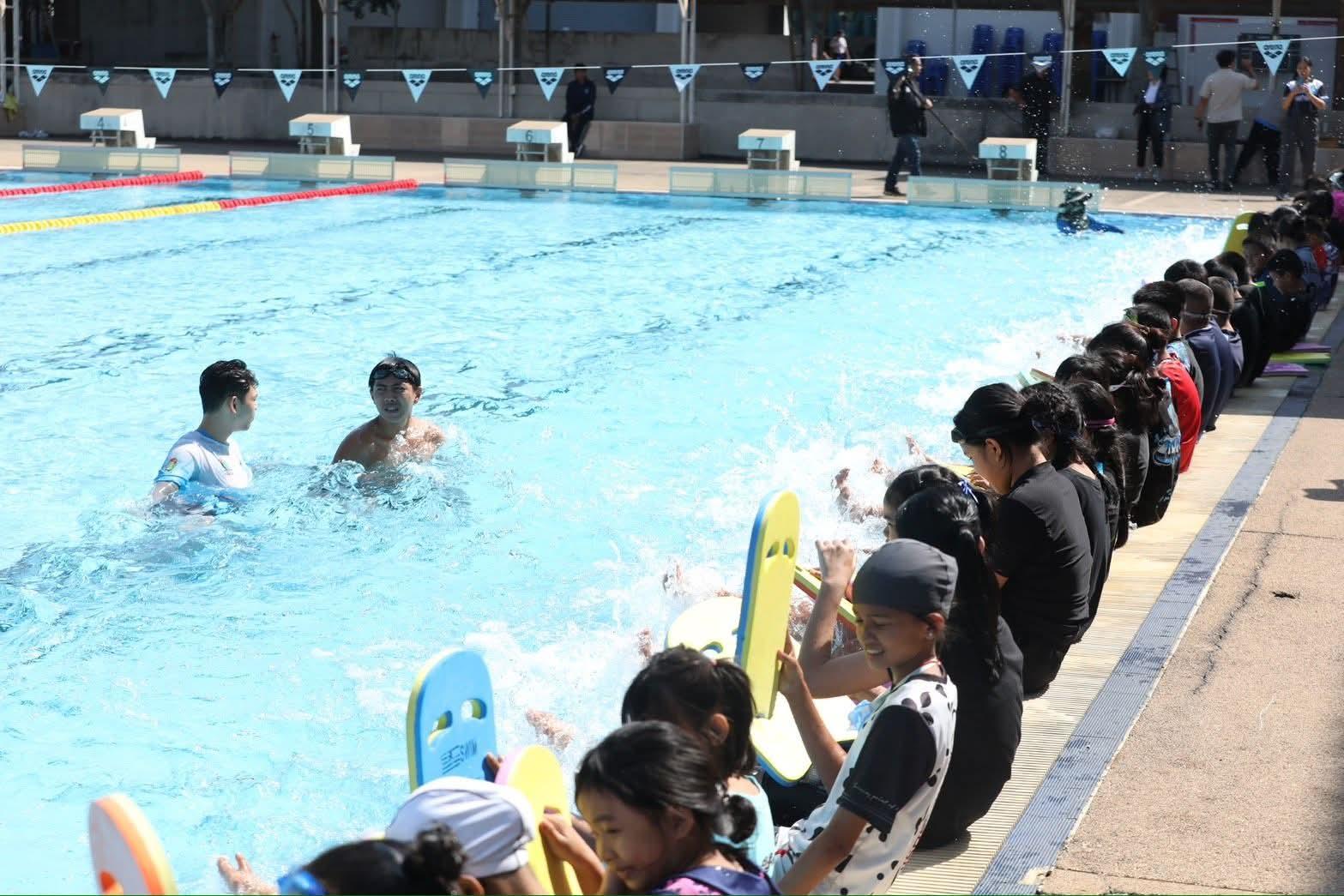 Pattaya startet kostenloses Schwimmprogramm