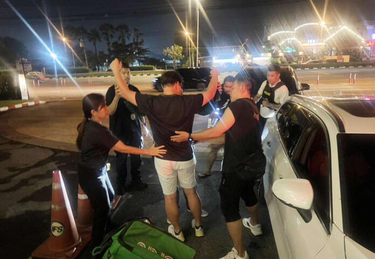 Polizei stoppt ausländischen Millionenbetrüger in Bangkok