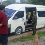 Polizei stoppt Van voller Illegaler Polizei stoppt Van voller Illegaler