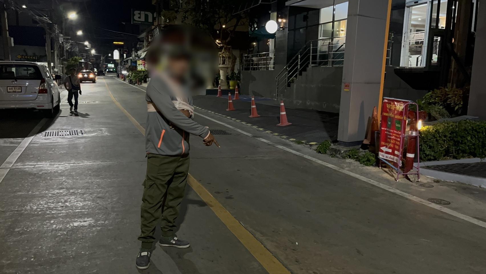 Rentner-Motorradtaxifahrer angegriffen