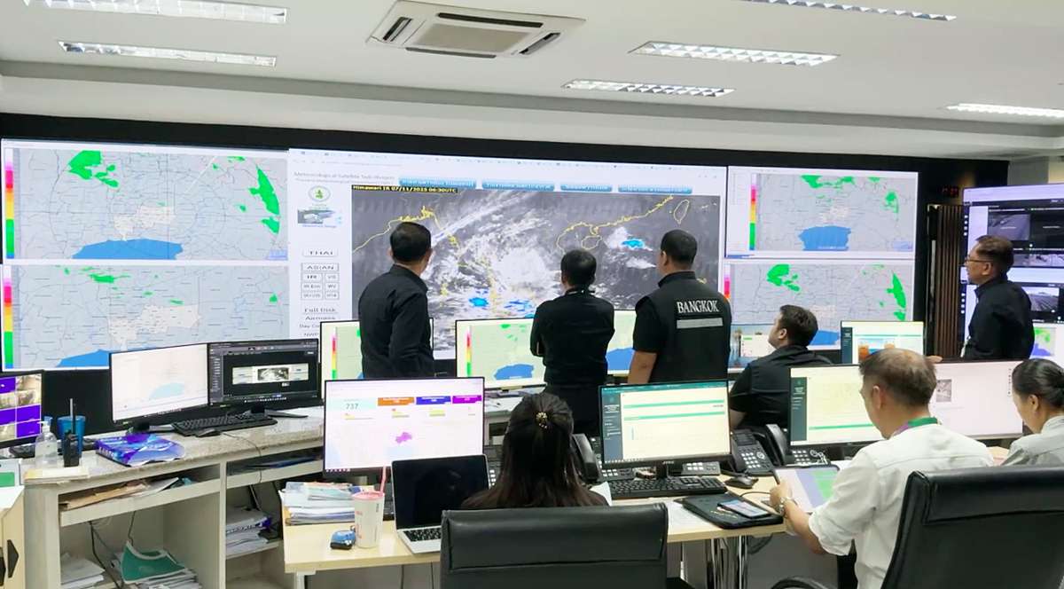 Sturm Kalmaegi bringt Chaos