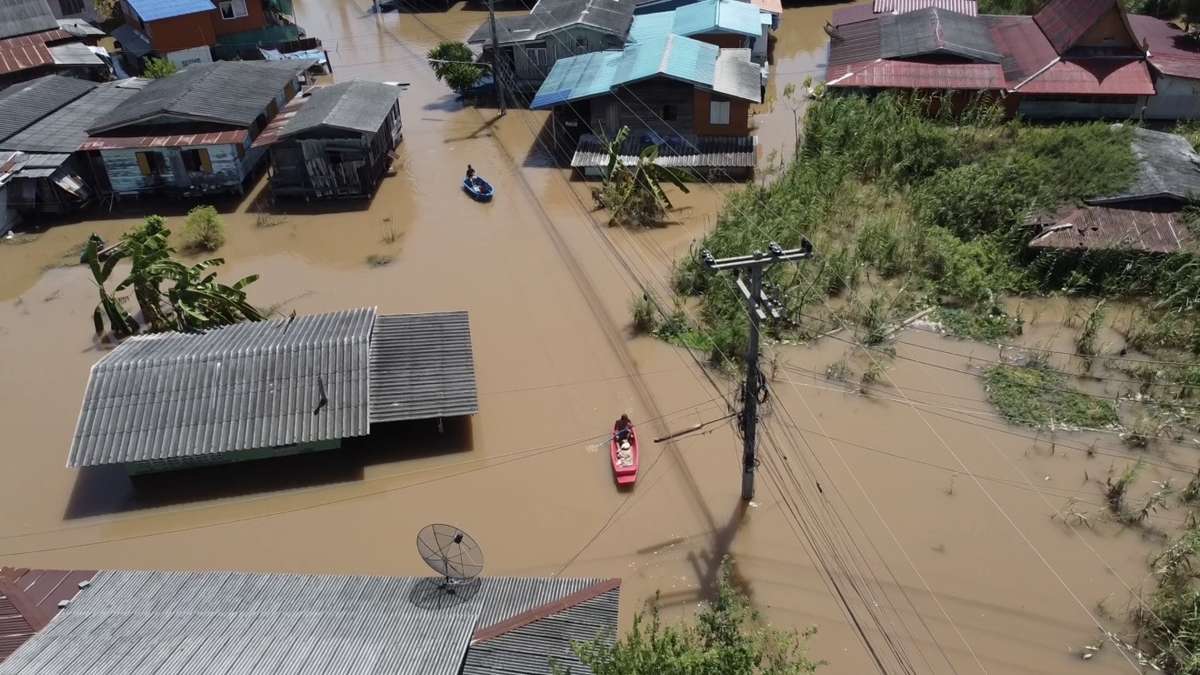 Sturm Kalmaegi bringt Chaos