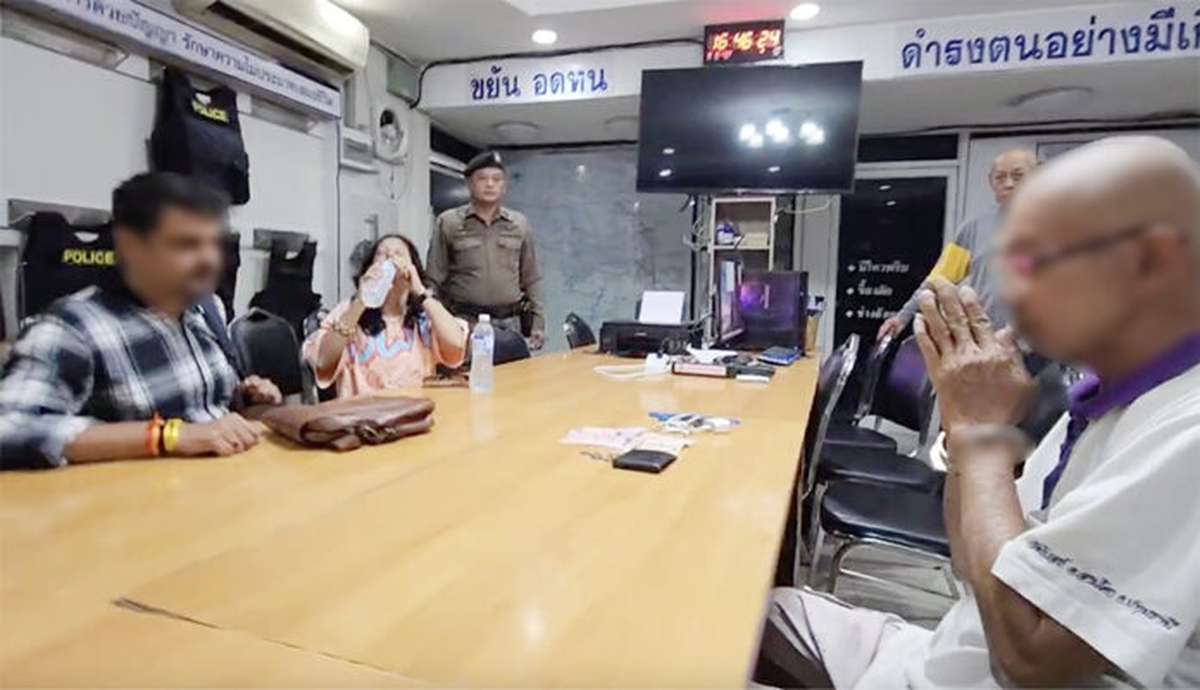 Tuk-Tuk-Fahrer klaut Touristen Tasche – Verhaftet (Video)