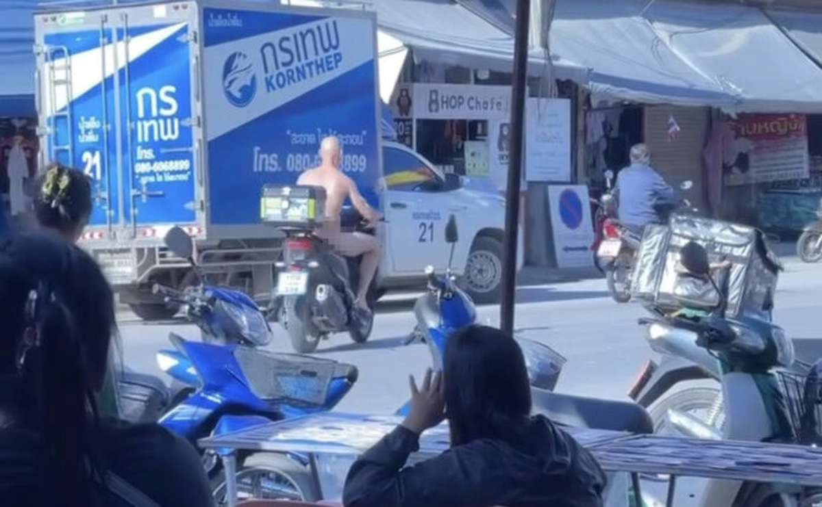 Unbekleideter Ausländer sorgt für Aufsehen