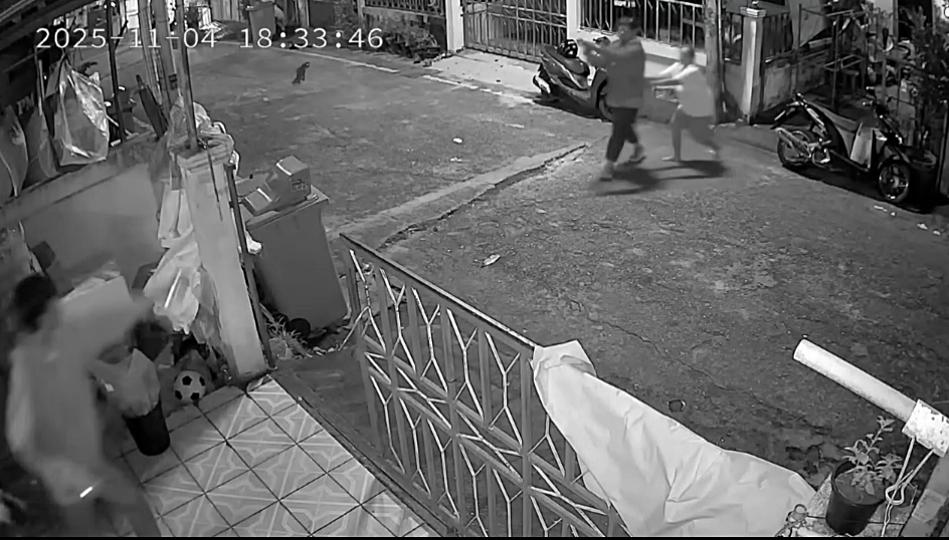 Waffenbedrohung! Streit wegen Katze eskaliert