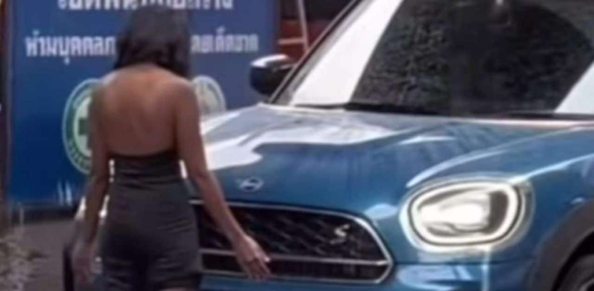 Wegen bizarrer Ausländerin – Bangkok im Stau (Video)