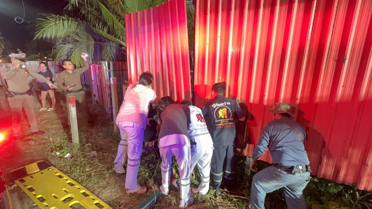 Biker kracht in Blechzaun