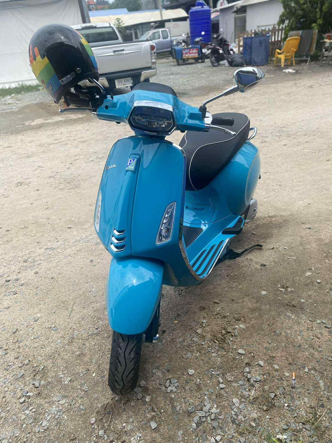 Blaue Vespa in Pattaya gestohlen