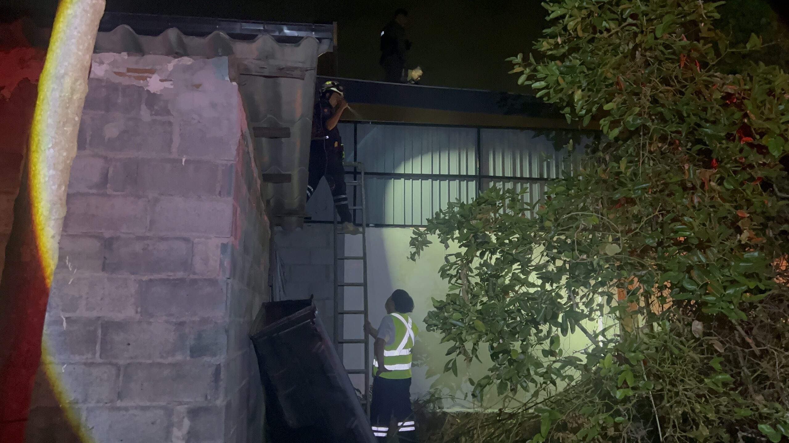 Dach-Drama: Maler auf Drogen halluziniert