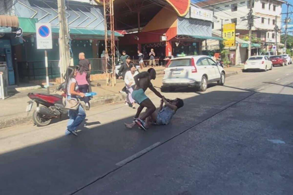 FuĂballprofi randaliert in Bar und flieht (Video)