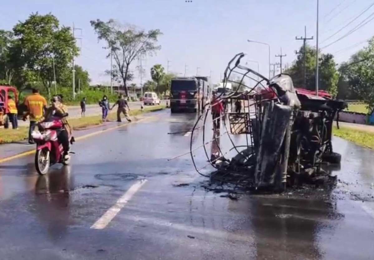 Gasflaschen detonieren – Fahrer entkommen (Video)