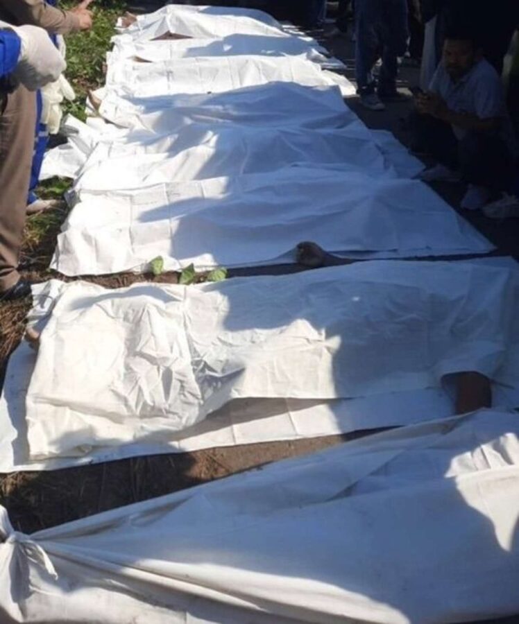 SUV stürzt in Kanal – Neun Ausländer tot