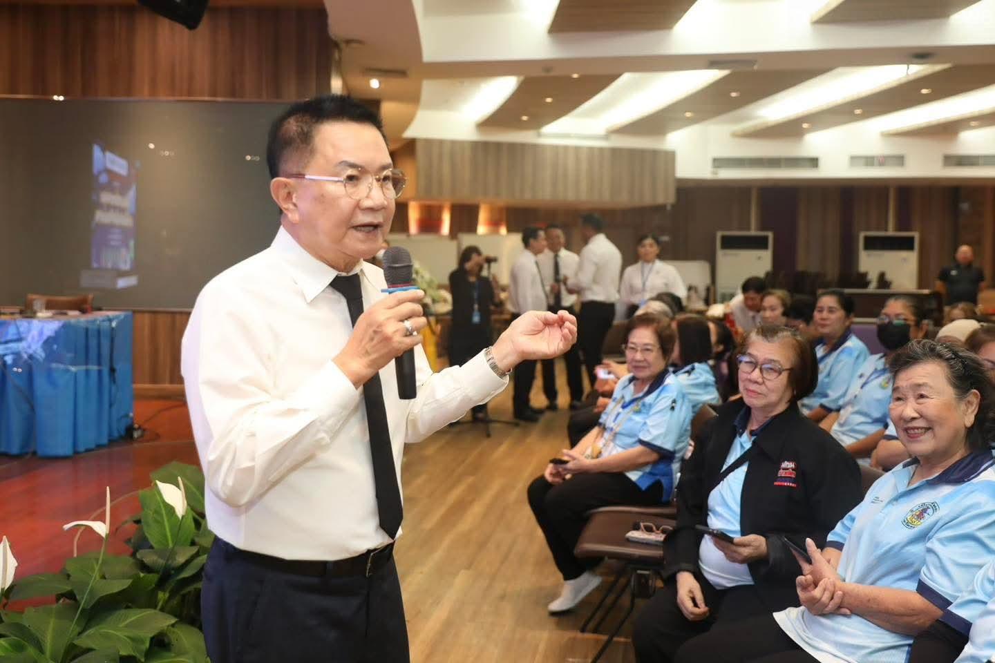 Vizebürgermeister besuchen Seniorenprojekt