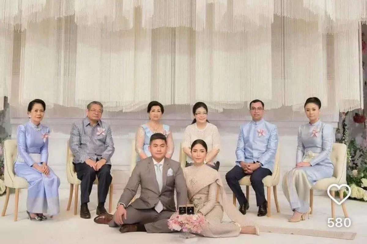 Wieder Skandalbild aufgetaucht – Politiker in Bedrängnis