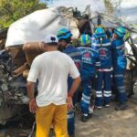 Reifenplatzer endet tödlich – Pilger-Van verunglückt