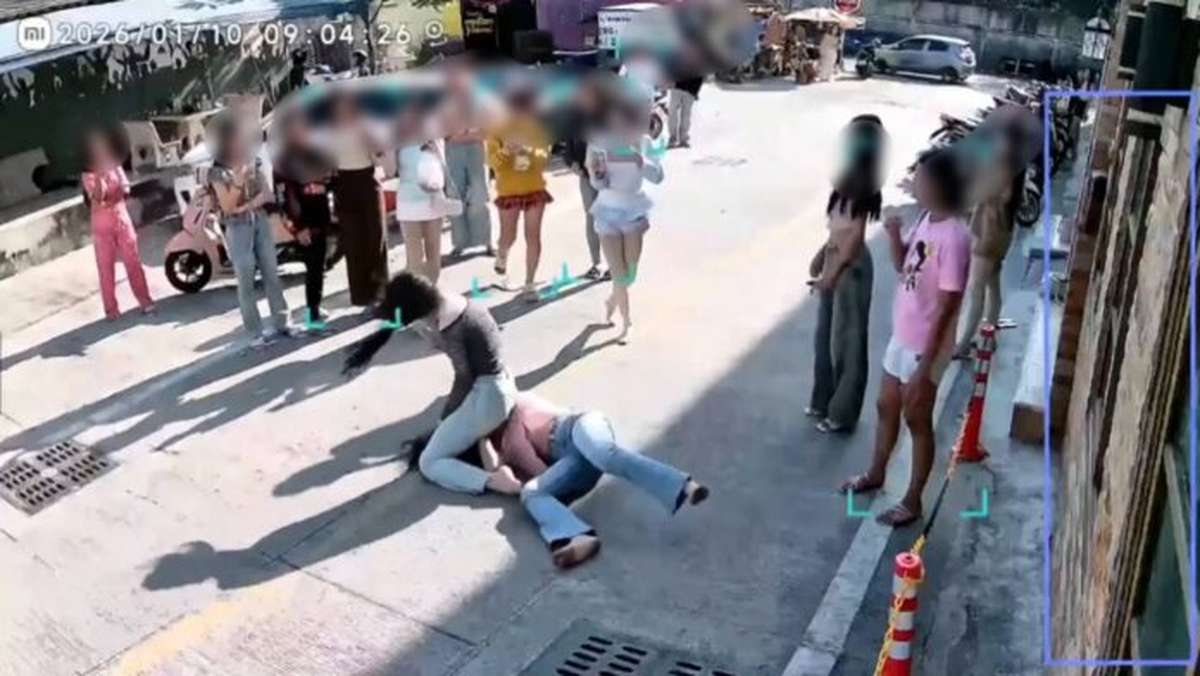 Straßenkrieg in Wohn-Soi: Familie verzweifelt