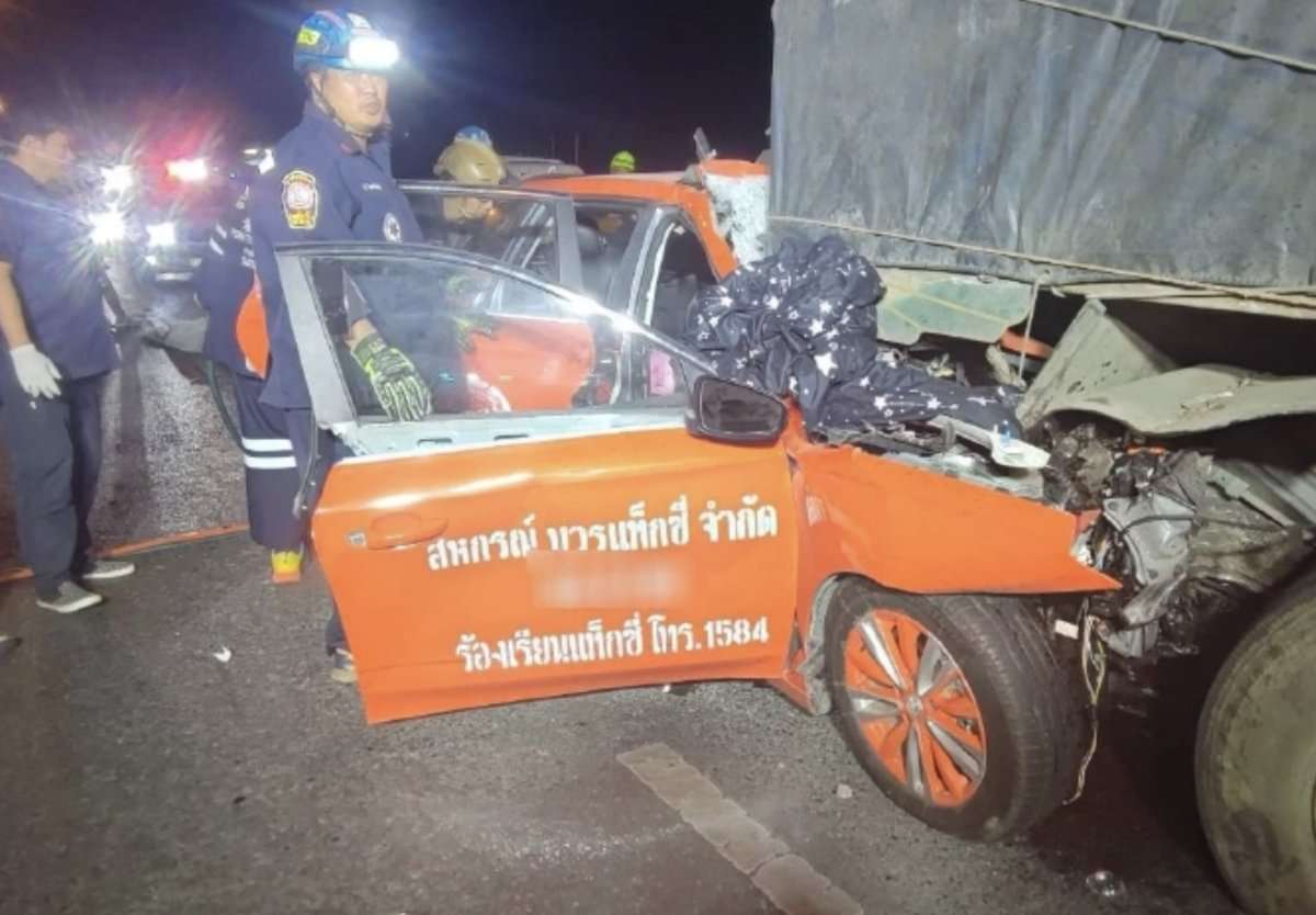 Taxi rast in Lkw – Drei Tote!