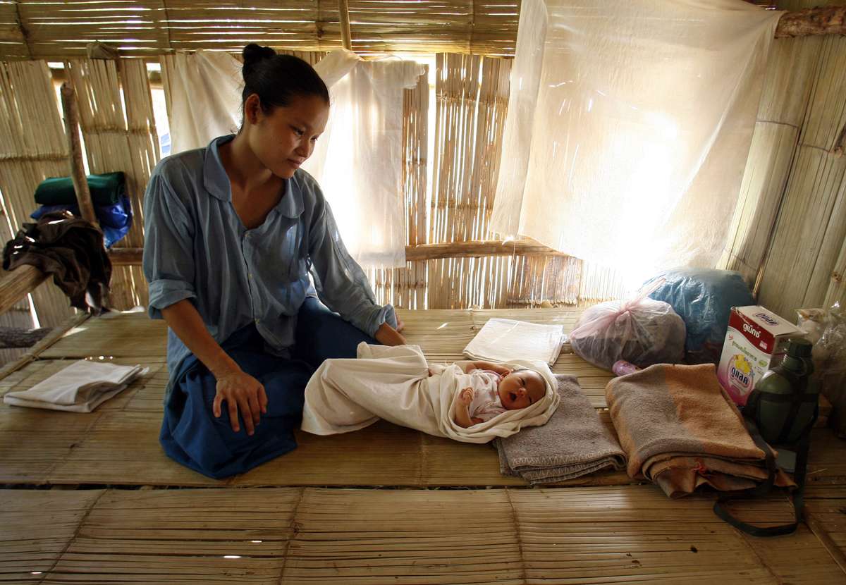 Thailand: Kinder sterben – weil Trump die Hilfe streicht!