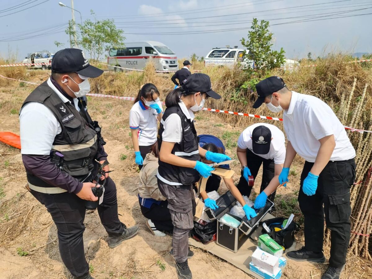 Unbekannter Mann tot im Straßengraben entdeckt