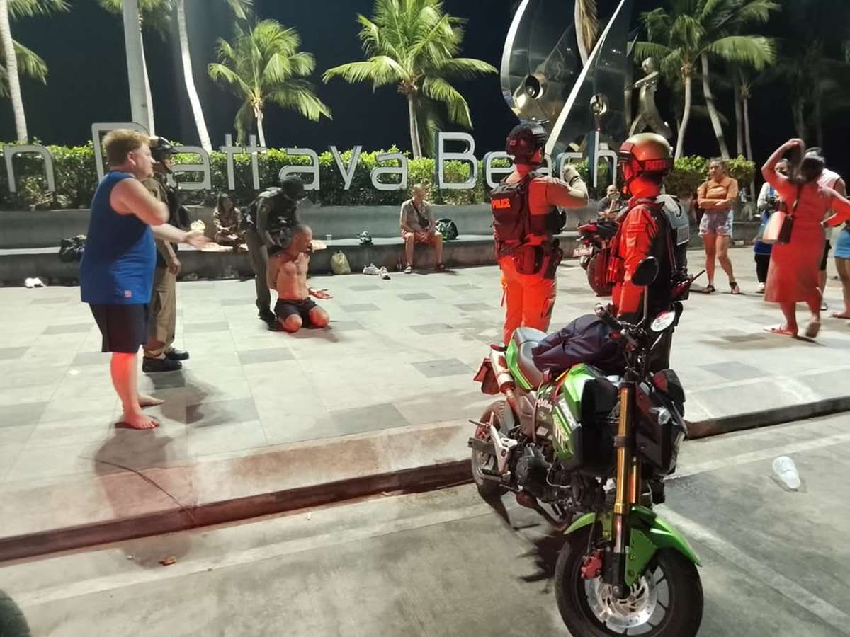Betrunkener Tourist rastet in Jomtien aus