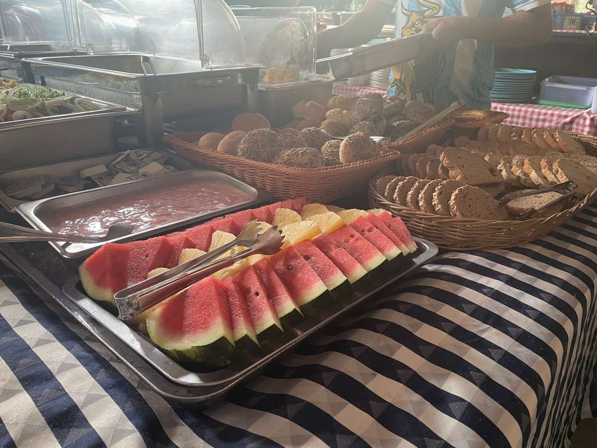 Genießen Sie das große Sonntags-Buffet im Bramburi