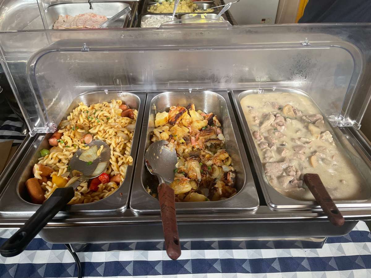 Genießen Sie das große Sonntags-Buffet im Bramburi