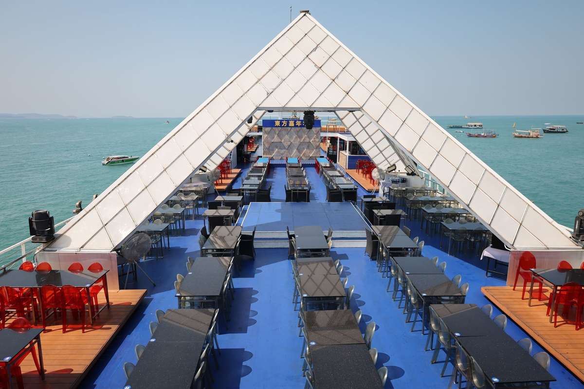 Strenge Kontrollen auf Pattayas Restaurantschiffen