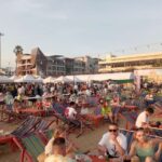 Tintenfisch-Fest lockt Massen an