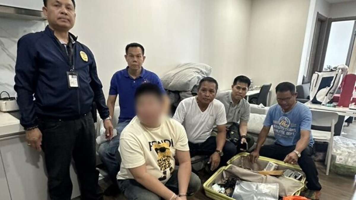 Fake Polizist betrügt Opfer um Millionen