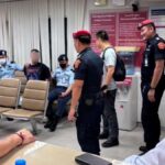 Flughafen Bangkok: Russischer Mann vor Sprung gerettet
