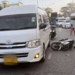 Van überrollt Motorradfahrer und flieht