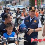 Pattaya: Gratis-Helme sorgen für Streit bei Songkran