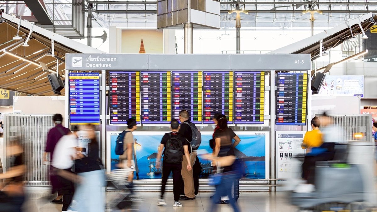 Songkran 2026: Suvarnabhumi warnt – Millionenreisende droht das Chaos